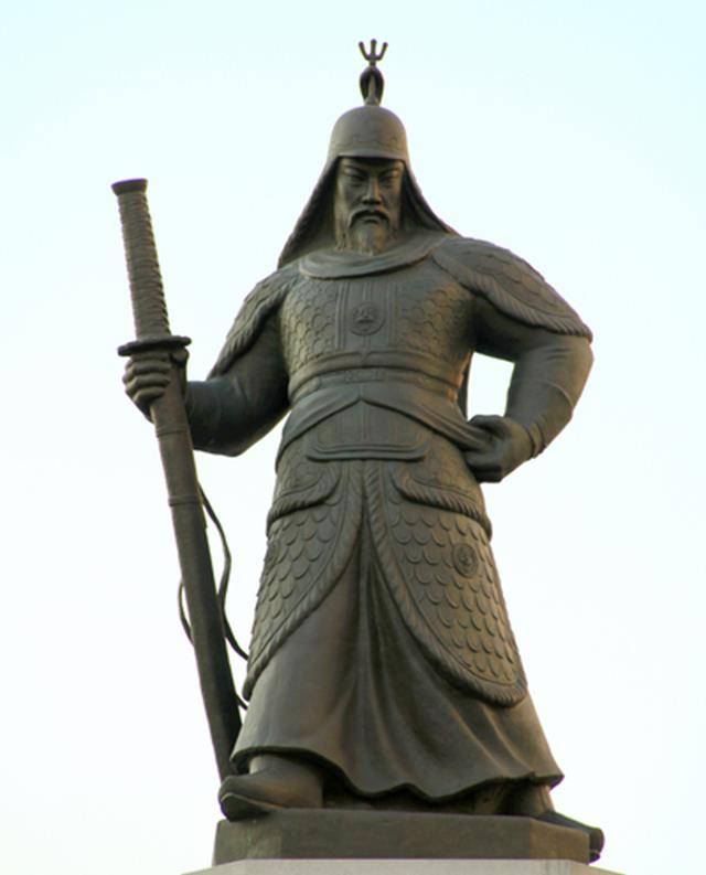 李舜臣是谁,为何引得韩国大肆吹捧?被称亚洲第一战神,实属不妥