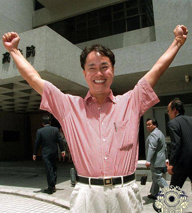 世纪贼王张子强老照片:图4坐在跑车上,图9被五花大绑押赴刑场