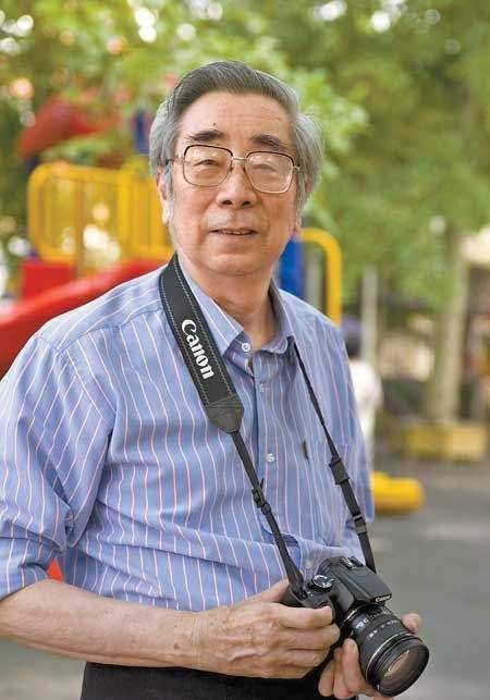 鲁迅逝世后,后人如今过得如何?儿子是无线电专家,侄孙是香港艺人