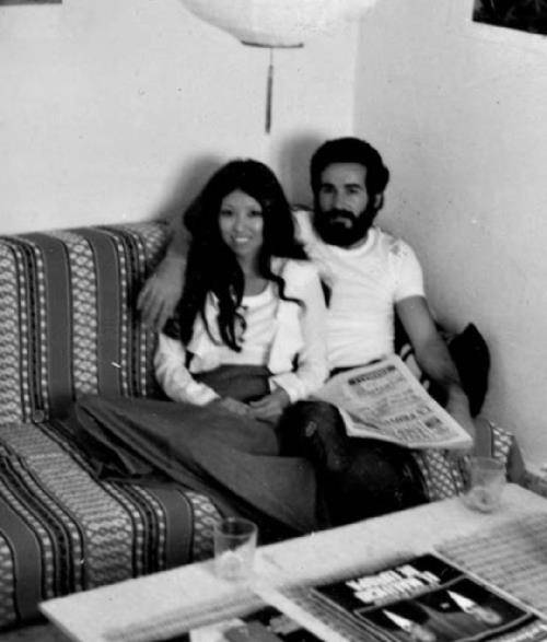 揭秘三毛在撒哈拉真实生活:像乞丐一样,生活用品靠捡,只剩爱情