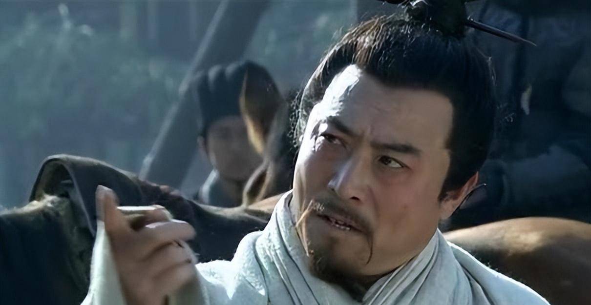 曹操为何杀掉立下大功的许攸和杨修,骂他祖宗的陈琳反