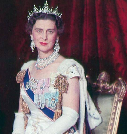 希腊末代公主流亡11年,后嫁入英国王室,丈夫男女通吃,守寡26年