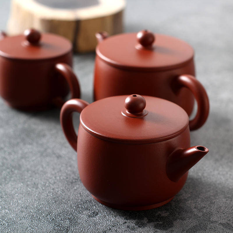 紫砂壶的泥料种类繁多,宛如大自然的神奇调色盘,每一种泥料都拥有其别