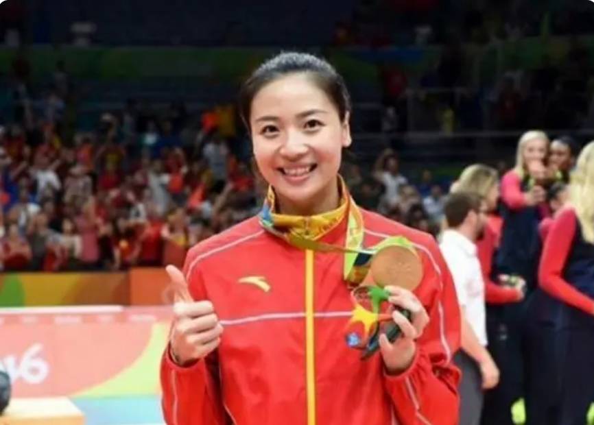 中国女排奥运冠军现身澳门,是人生赢家,曾用儿子名字调侃袁心玥