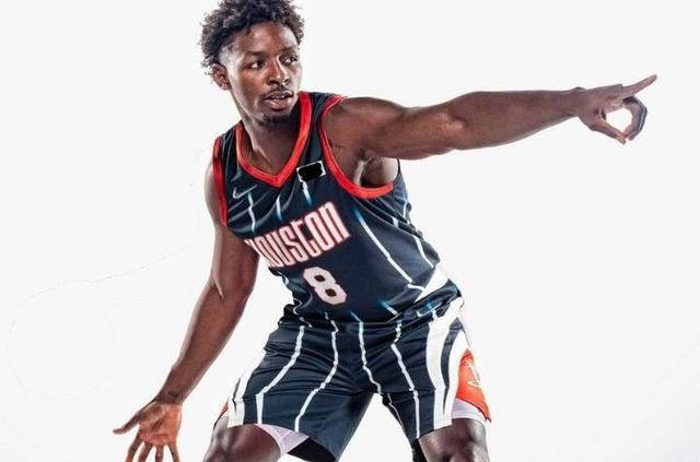 火箭队确定留下泰特,兰代尔和杰夫格林,备战下赛季12人轮换阵容