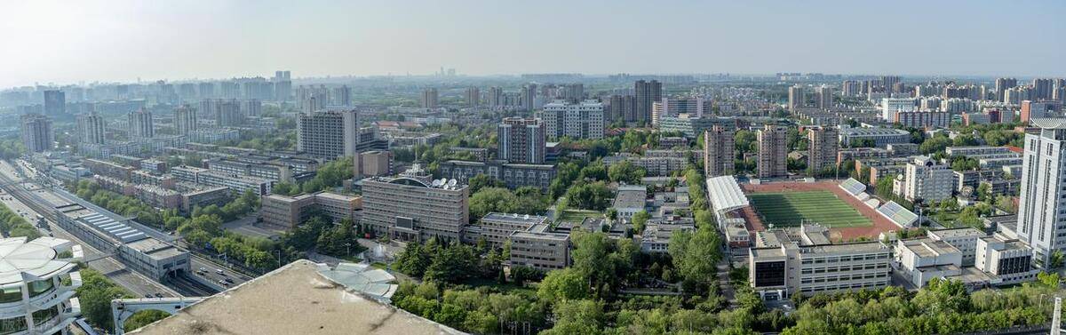 中国传媒大学中蓝学生公寓一期宿舍楼突发火灾,学校出面辟谣