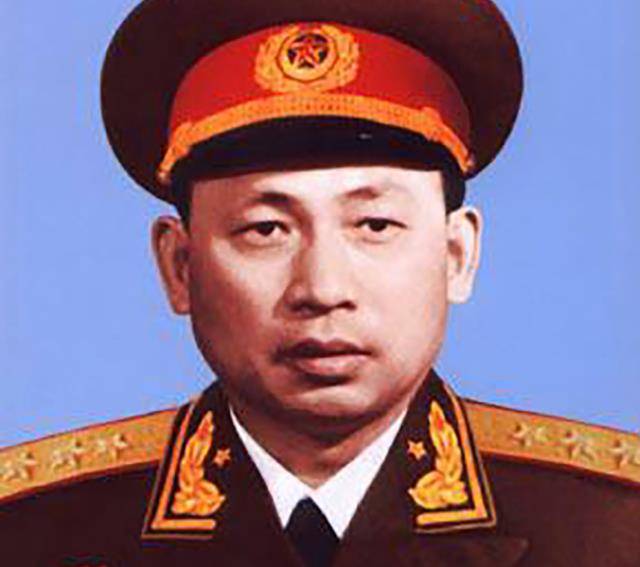 李天佑:带一个连就敢闯日营,救国军副司令,后在国军中名声大震