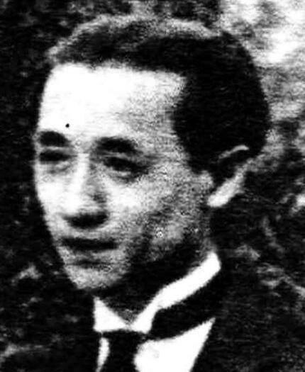 张达民无止境的骚扰和索要,让阮玲玉苦不堪言,所以遇上了一个英俊有