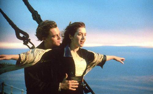 泰坦尼克号事件轰动世界,可几人知道,露丝后半生是如何度过的?