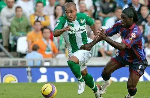 百米速度达到10秒5,职业生涯只有十年,28岁退役不意外_奥登_德国_比赛