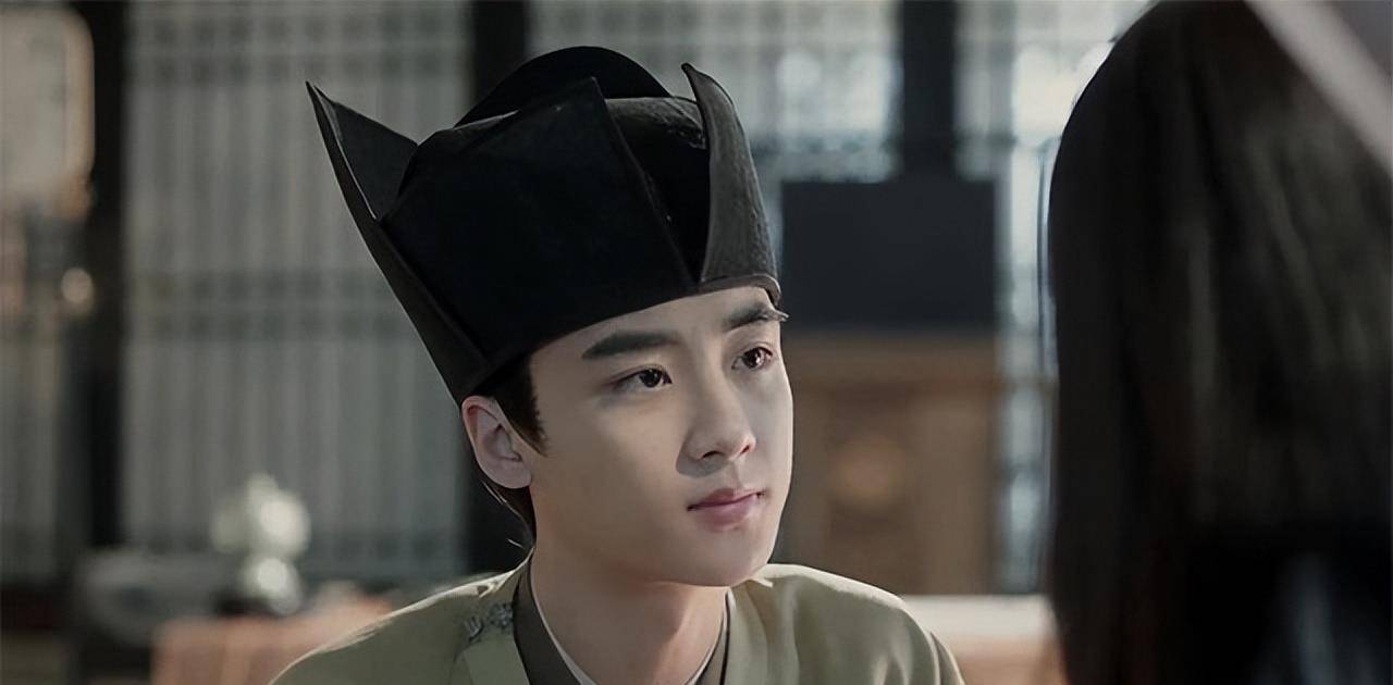 公主出嫁3年,始终不让驸马近身,背地里却与太监生出不伦之恋