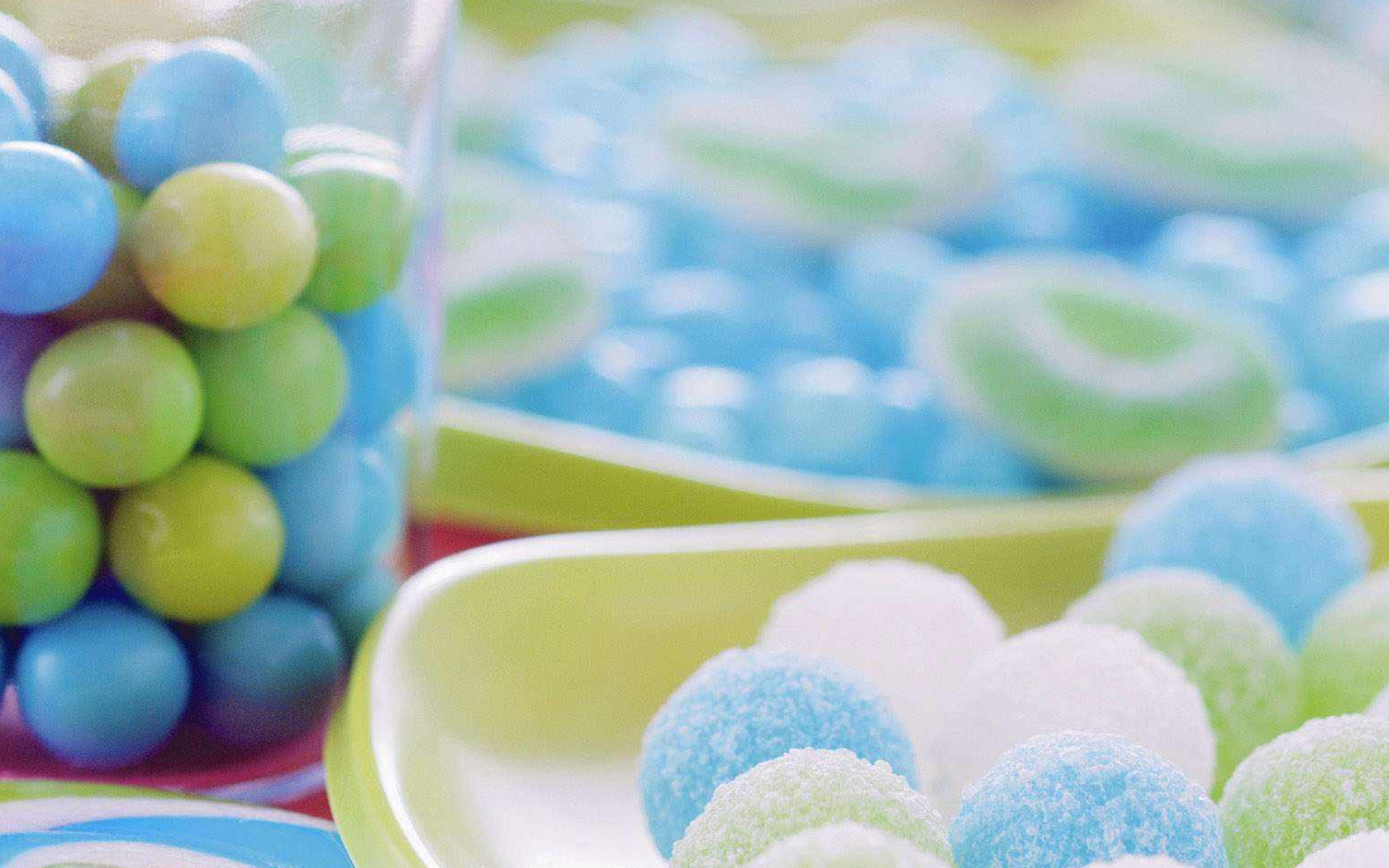 90后最爱吃的糖果,1毛钱一片的粘牙糖,如今价格翻了数倍!