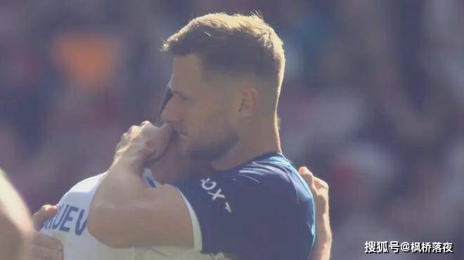 南安普顿稳扎稳打,以1-0击败利兹联,重返英超舞台