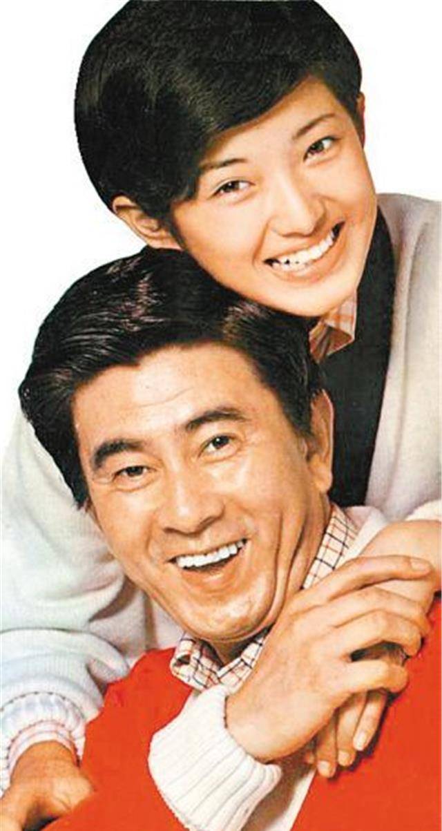 大岛茂旷世恋:爱妻患病40年不离不弃,83岁去世当天娶了初恋