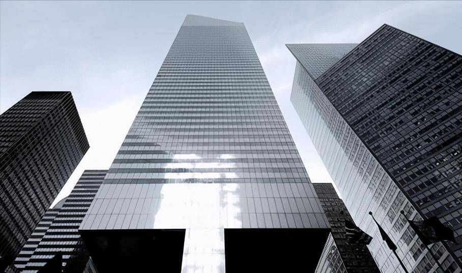美国花旗大楼:用4根柱子撑起,耗资近58亿,不到一年险遭"腰斩"