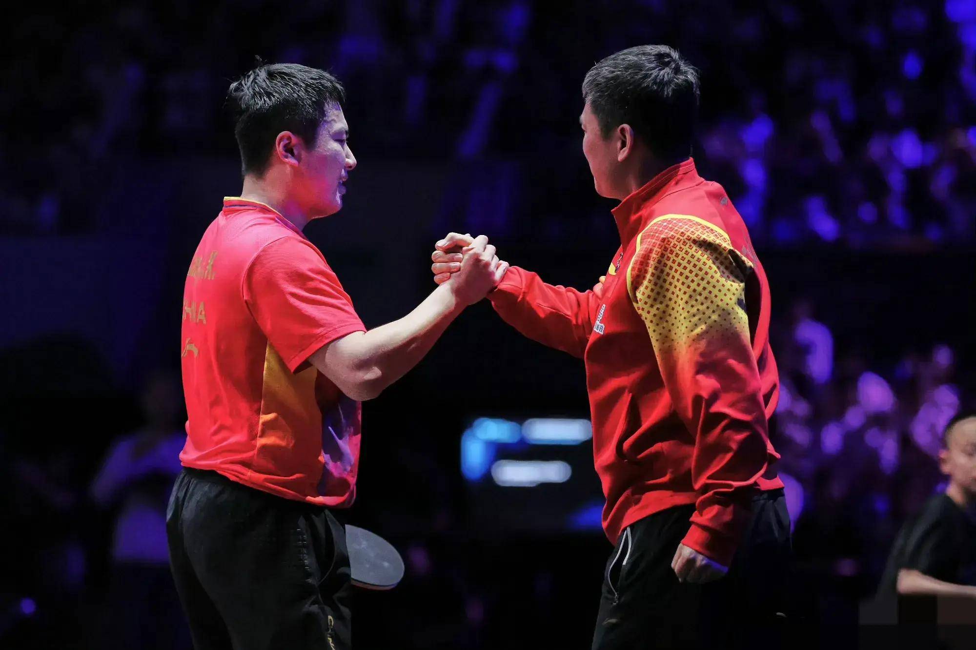 大胖夺冠后发文:不善言辞,方博来互动,大胖说要找博哥买俩护膝