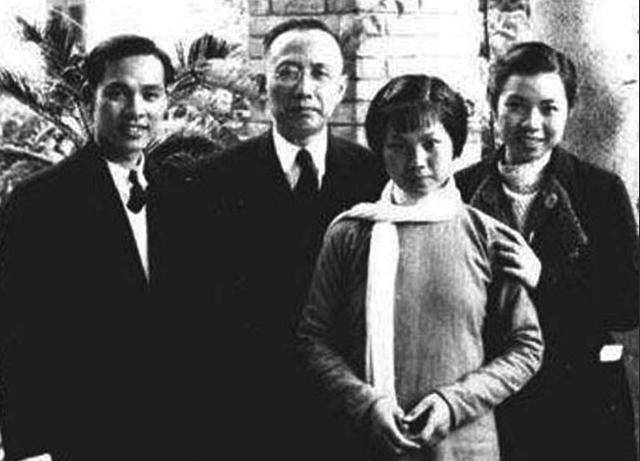 郭沫若之妻于立群:专擅隶书,功底强大,作品曾令老舍赞不绝口