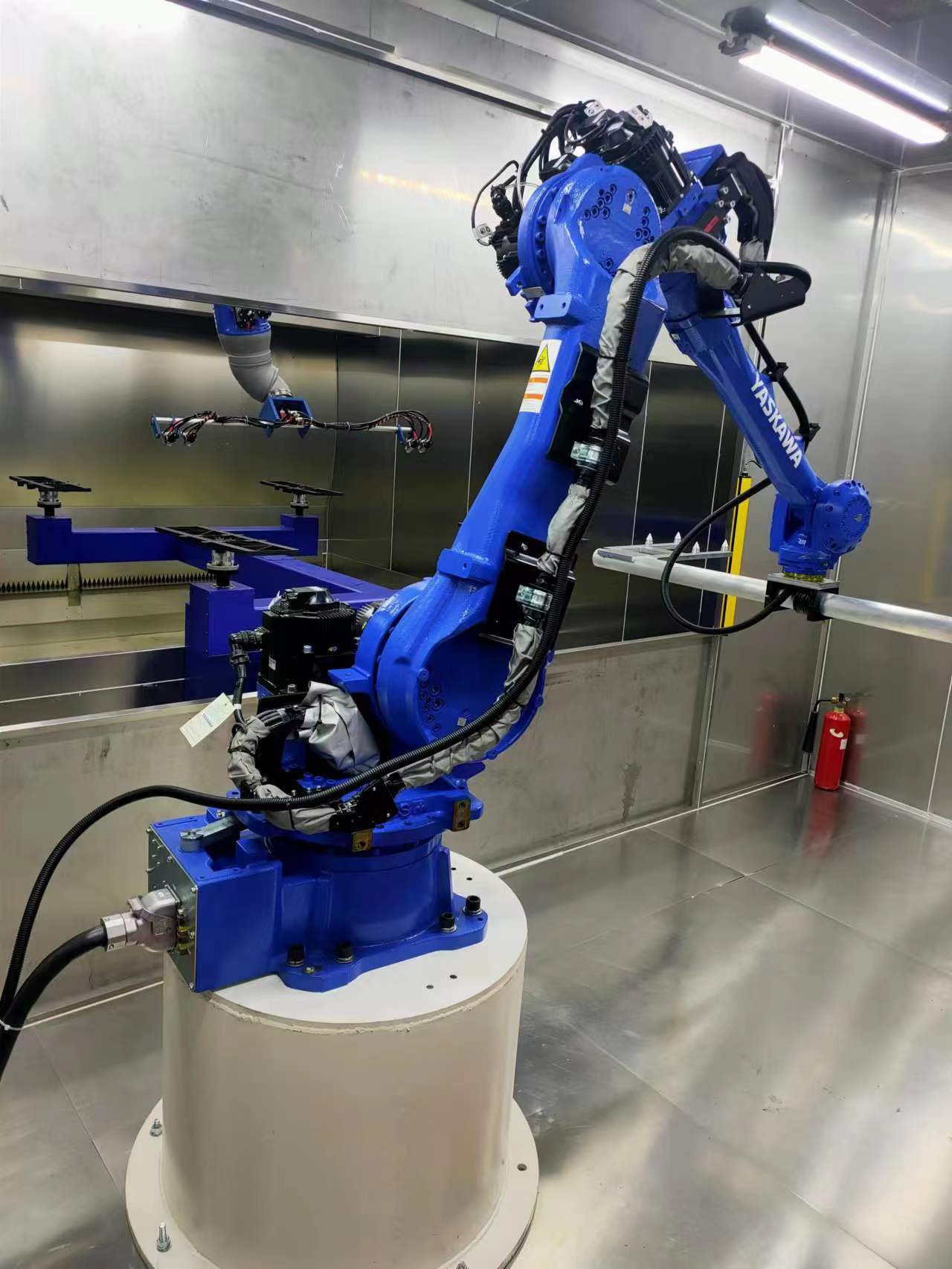 焊接机器人焊接时出现焊缝怎么解决?看完你就会【全网聚焦】