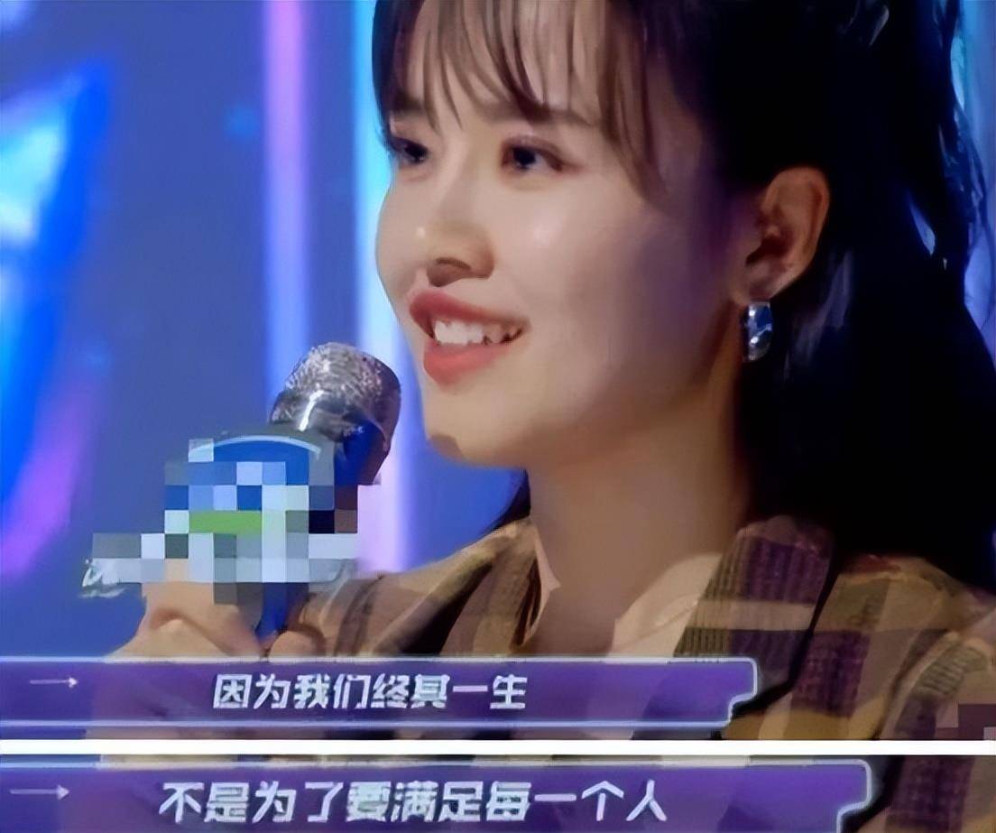 70岁出道,92岁直播带货,这位中国奶奶活出了我们羡慕的老年样子