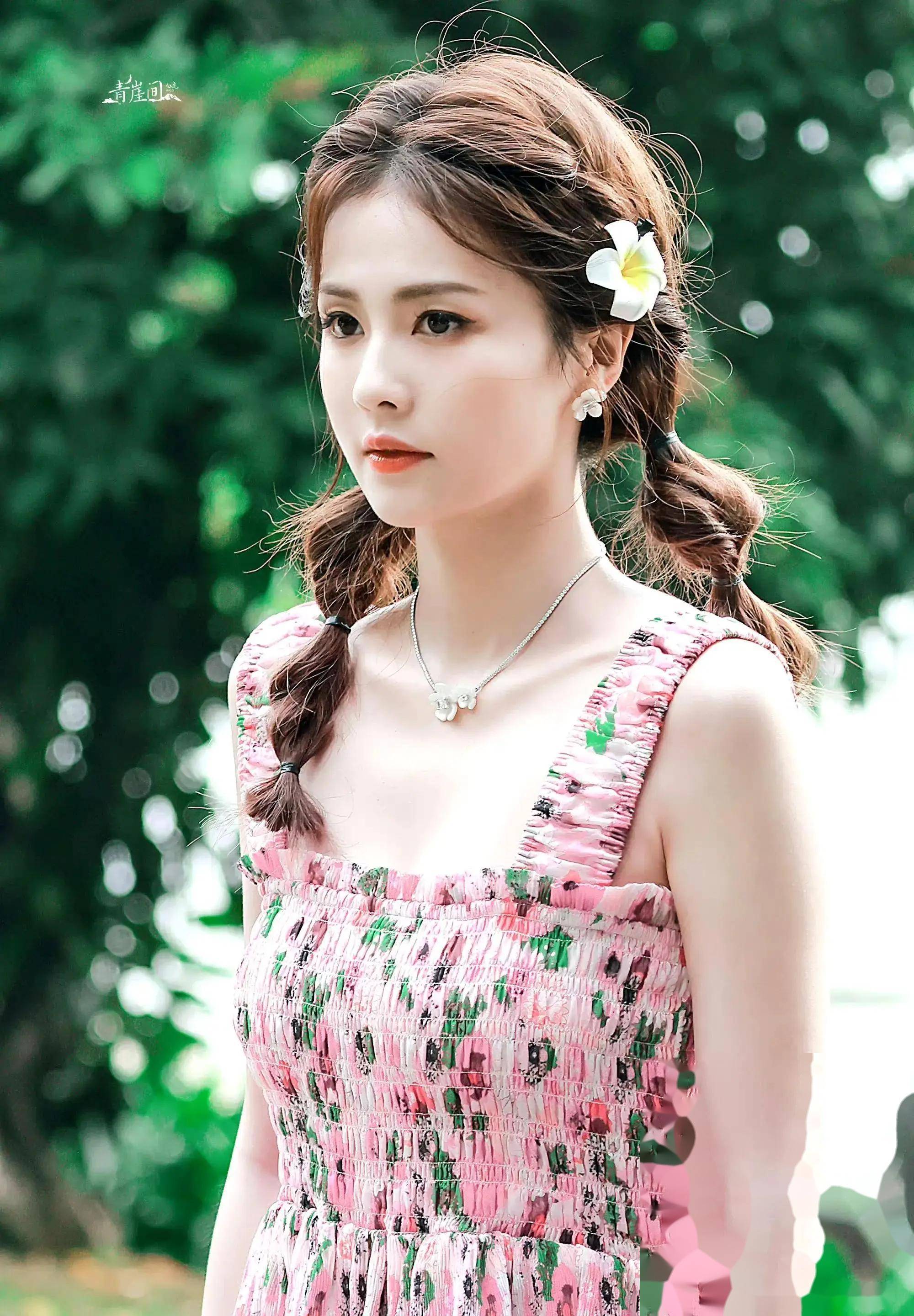 白鹿:饱满有料,性感至极,这谁顶得住!