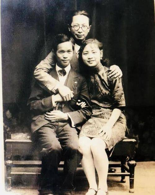 她因名字太高雅被同学排挤,校长:换个土气点的,不料红透上海滩_黎锦晖