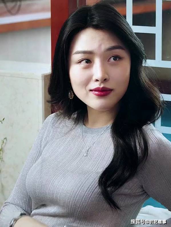 余薇薇:璀璨星光,魅力无界