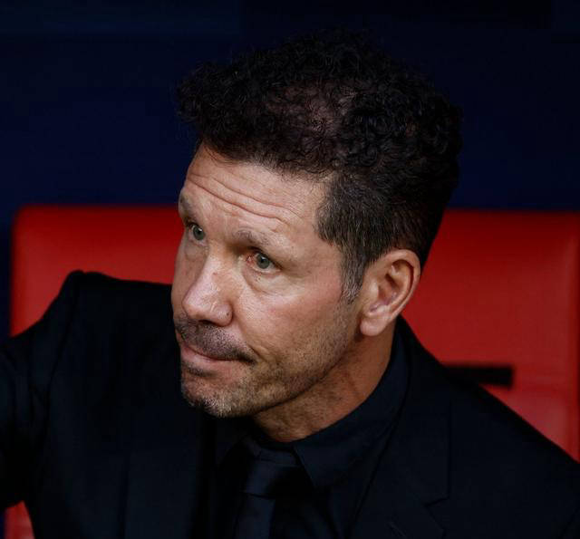 马竞酝酿大换血,曼城开启转会窗口,拜仁眼中斯通斯