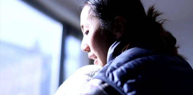 相恋8个月男友成植物人,女孩选择留下,4年过去了,她还在坚持吗_刘宁