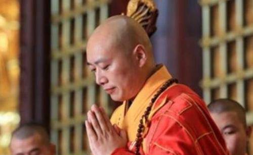 朱元璋和方丈彼此都是明白人,对于皇帝早年间当过和尚的事,方丈肯定有