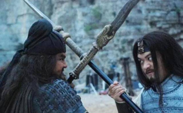 五虎将唯一渣男:认贼作父,害死妻儿,刘备若得天下,第一个杀他