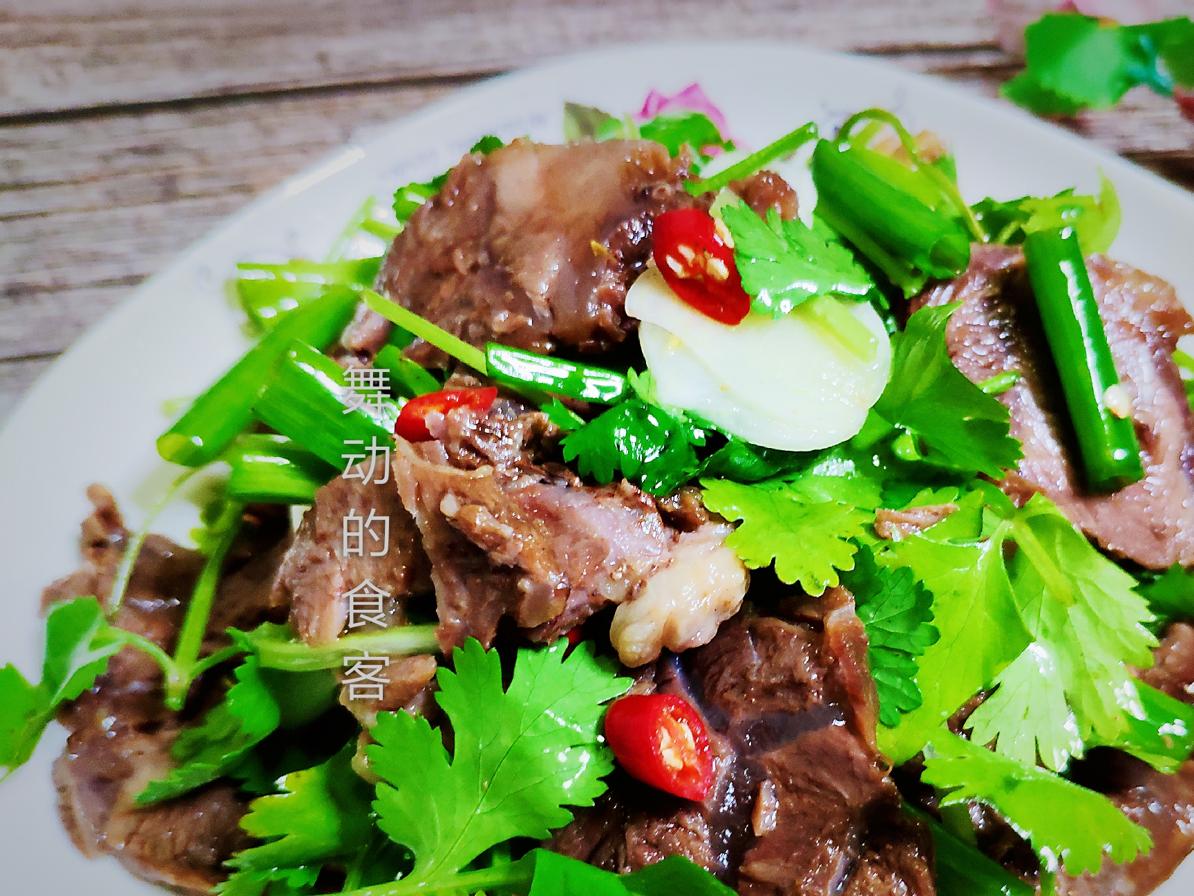 天热没胃口,教你2道家常菜,一荤一素清香开胃,既解馋还不长肉