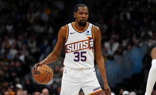 nba过去20年最频繁入选一阵的球星:詹姆斯13次,科比8次,库里4次