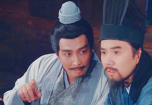 诸葛亮自比管仲乐毅,是不是言过其实?其实他们俩沾了孔明的光