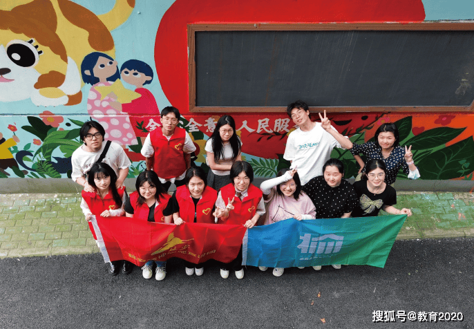 走四区,访二校,湖北美术学院"榆园"志愿宣讲团在路上!