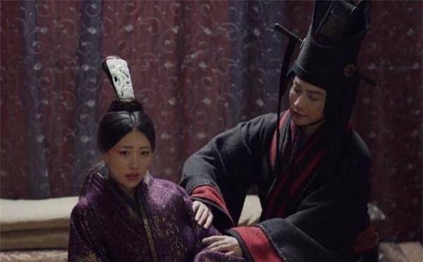 嫪毐为何令太后赵姬如此痴迷?司马迁曾一句话记载其"天赋异禀"_吕不韦