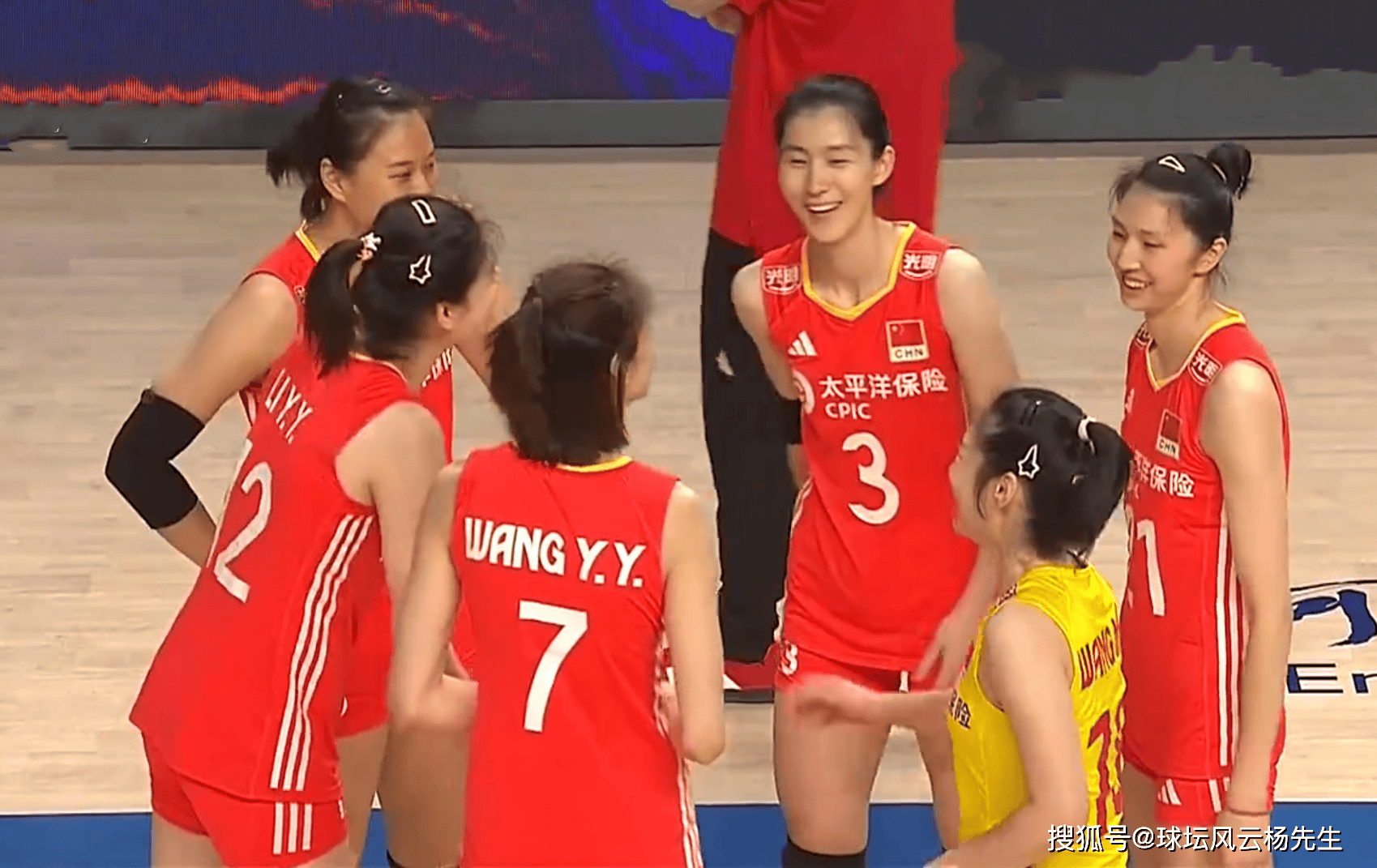 朱婷时隔三年回归!中国女排3-1战胜荷兰队,为澳门站取得开门红