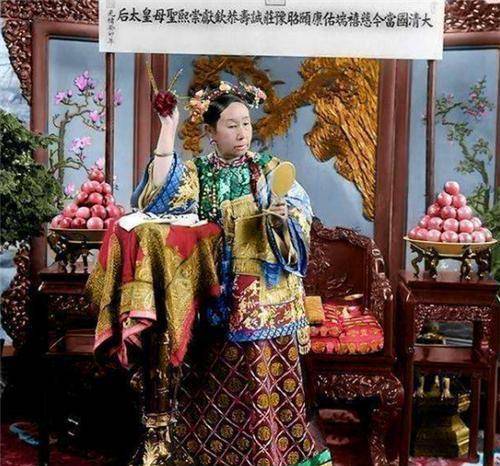 慈禧家族罕见彩色照:图4是慈禧生母,图8慈禧侄女的颜值堪比佳人