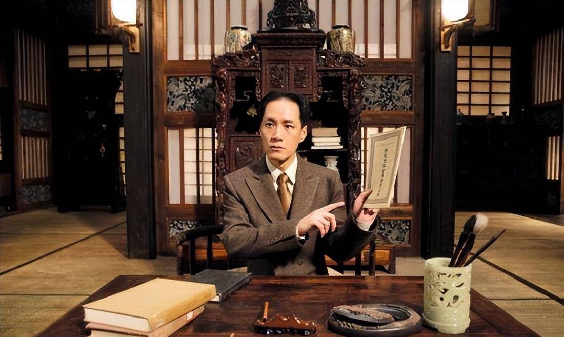 同样是演陈独秀,把冯远征,吴刚和于和伟放一起看,差别就出来了