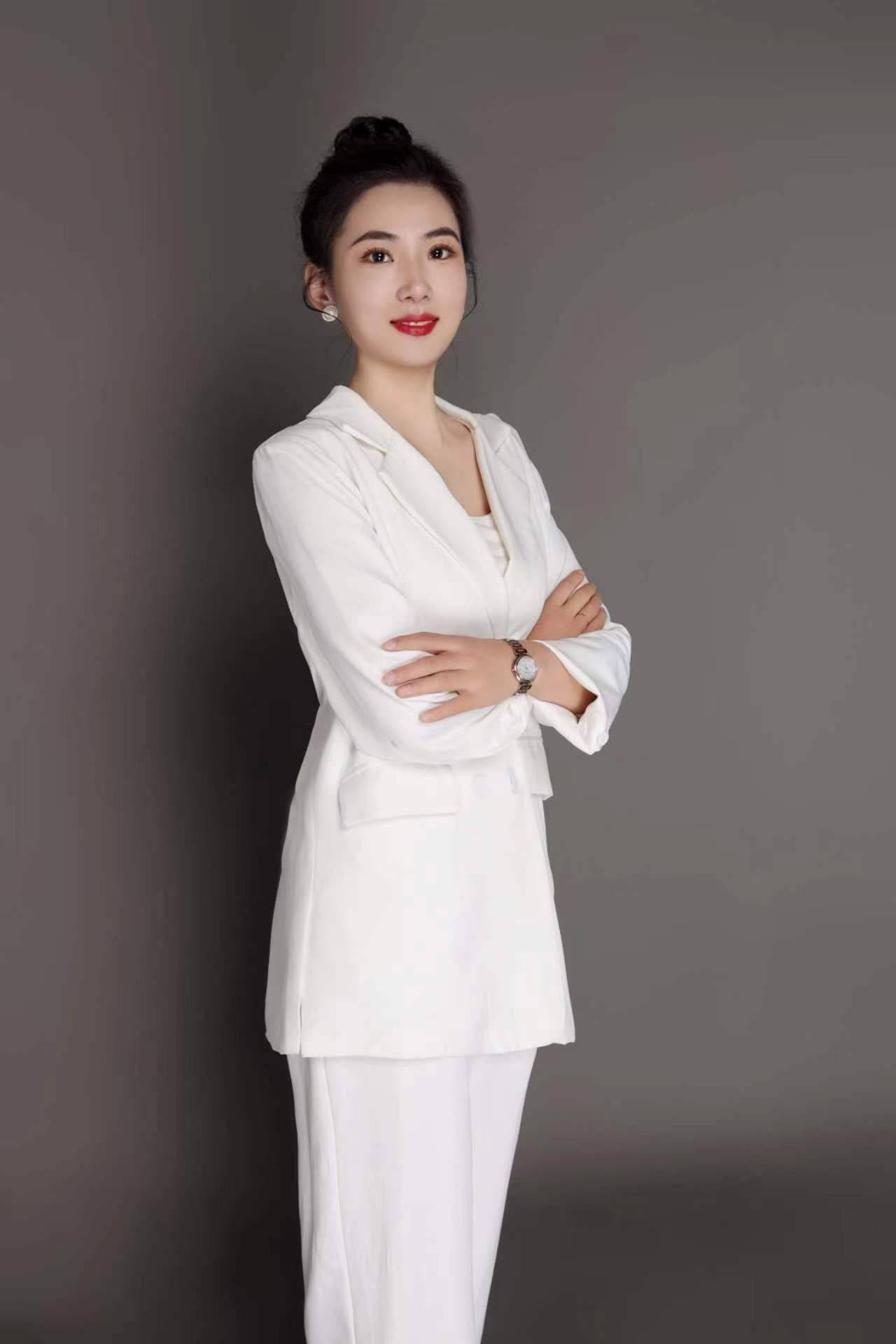 当代杰出中医美容养生师 刘彤