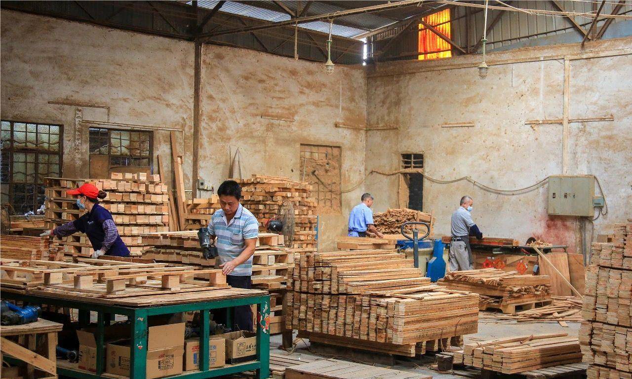 木屑粉尘监测仪在木材加工,家具制造,造纸等行业中有着广泛的应用.