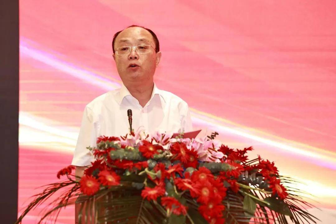 淮安市科技企业商会召开第二次会员大会_发展_授牌_朱勇