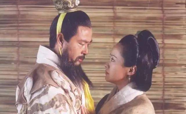 三国顶尖四大美女,在正史结局都不好,排名第一的名字都没留下_甄宓