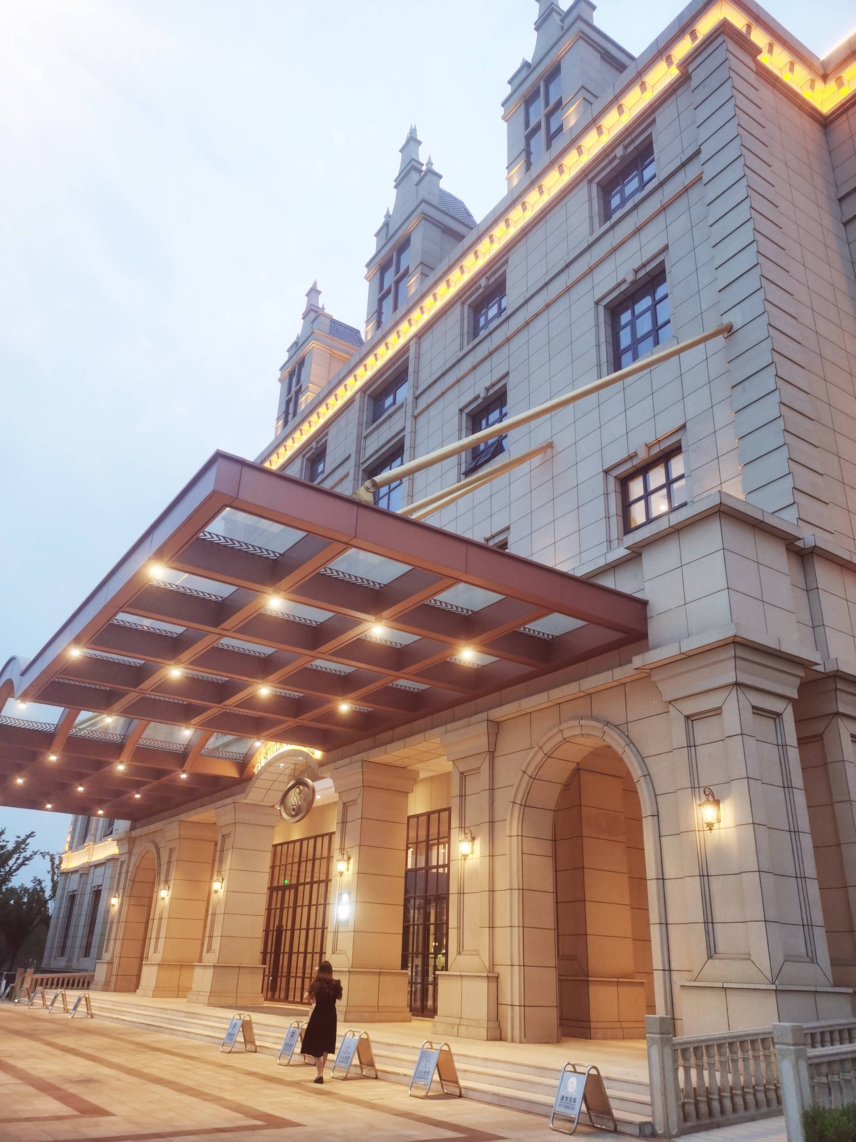 知识产权王森莅临灌南硕项湖酒店