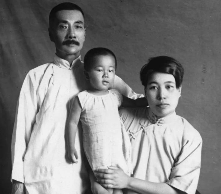 鲁迅后人成就如何?儿子成高级干部,还有一位是明星,家喻户晓