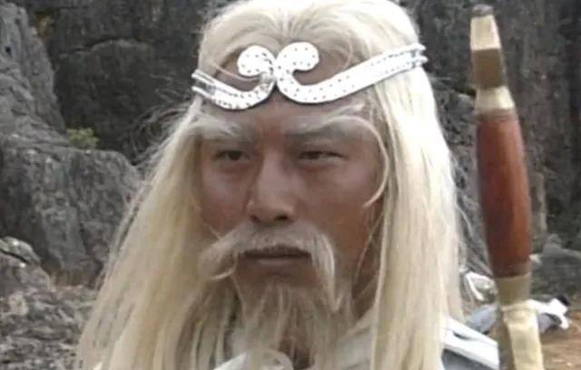 《白眉大侠》整部书中,开封府的办差官们共消灭了多少股势力?