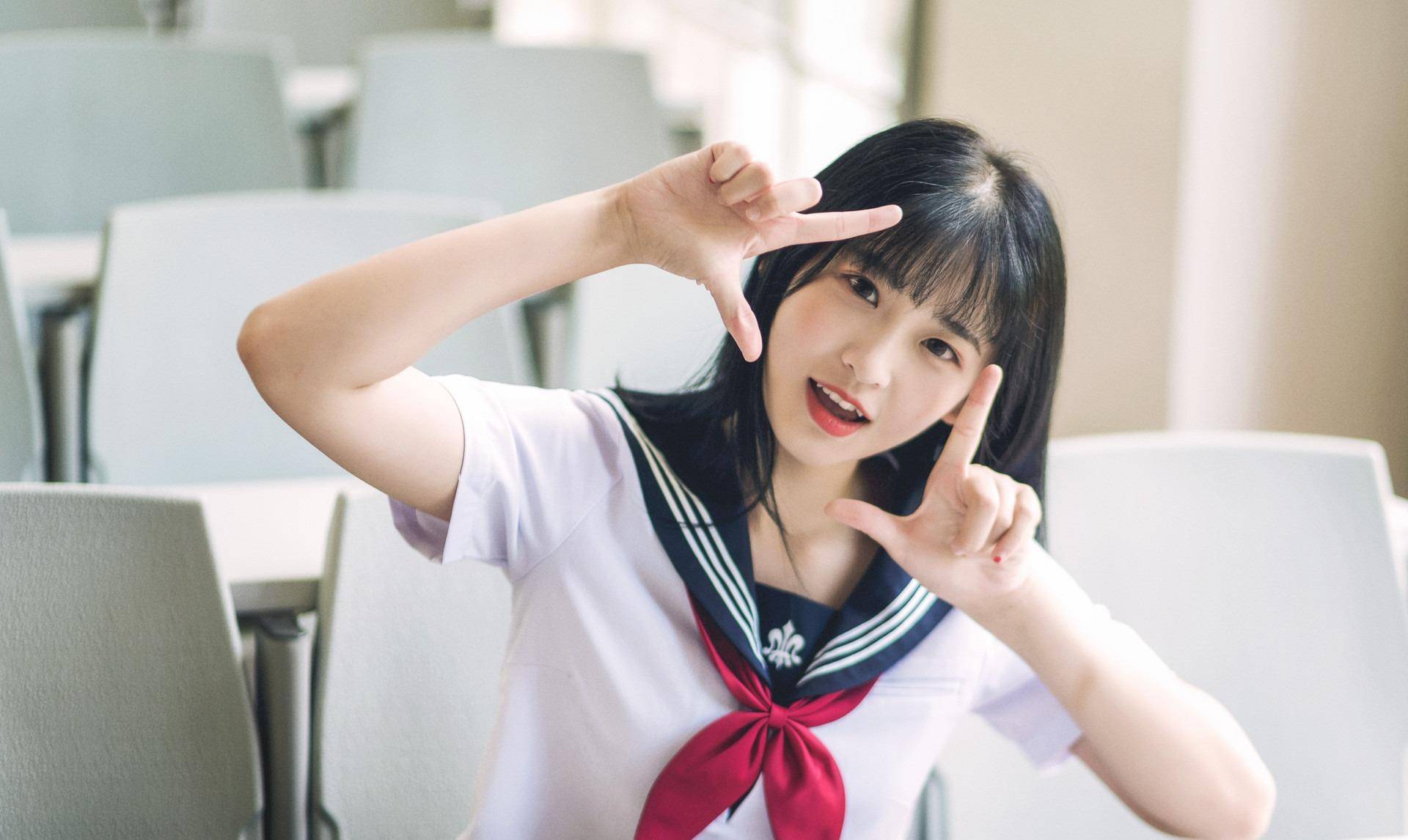 "我才是你亲爸",女儿送人十八年,考上名牌大学后,亲爹来相认_田甜_田