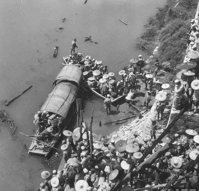 1945年8月,刚刚光复的桂林:整个城市只剩下断壁残垣