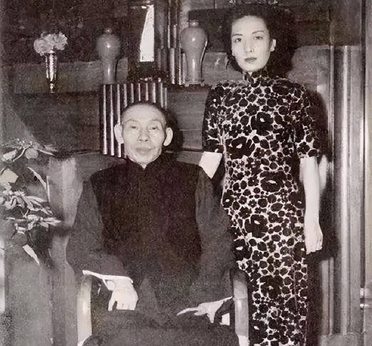 杜月笙与孟小冬不过,杜月笙的情史却愈发不可收拾,而子女们更是众多.