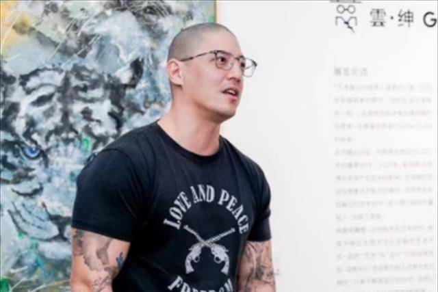 蒋家第四代蒋友柏回忆:12岁前享贵族待遇,要做蒋家"第一代"