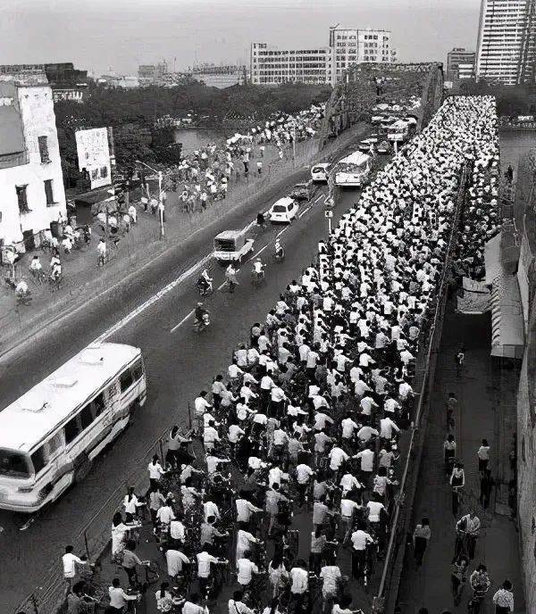 绝密照片,还原百年广州的真实面目_建筑_珠江_高楼